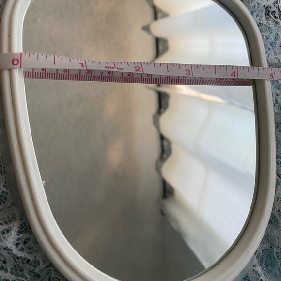 Flower Hand Mirror - Picture 4 of 4